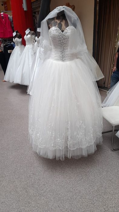 Vând rochie de mireasa