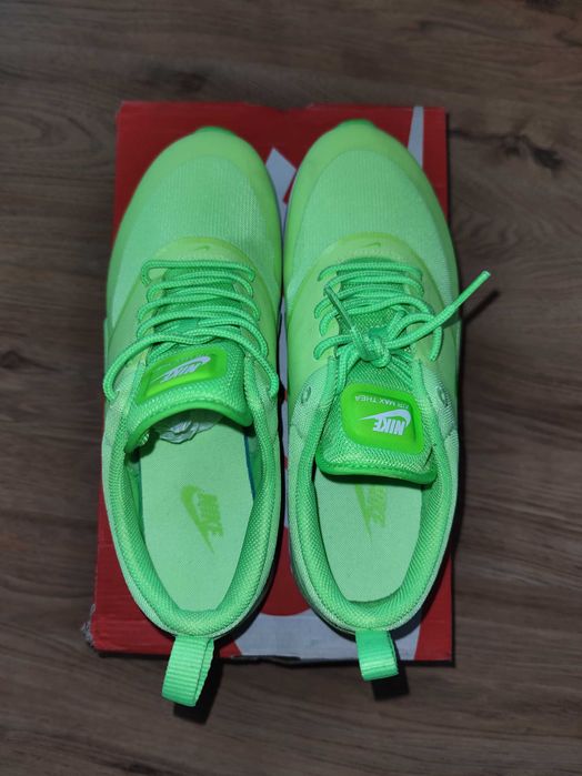 Маратонки Nike Air Max Thea