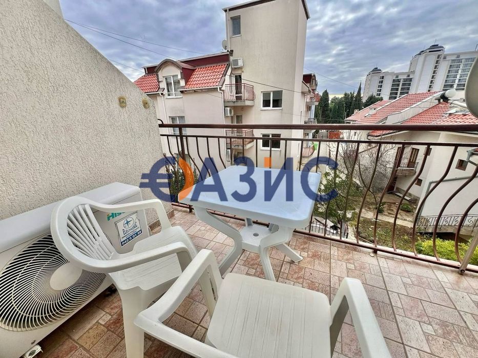 Продава се Двустаен апартамент в Свети Влас - 65 кв.м за 1137 €/кв.м - Снимка #8