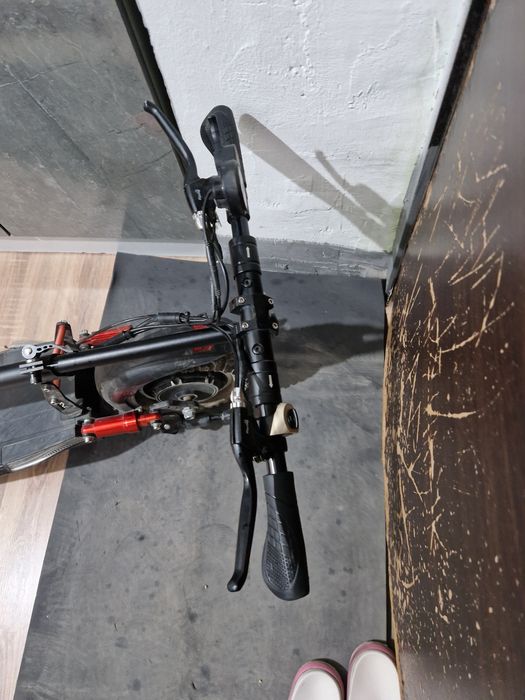 Продам электро самокат