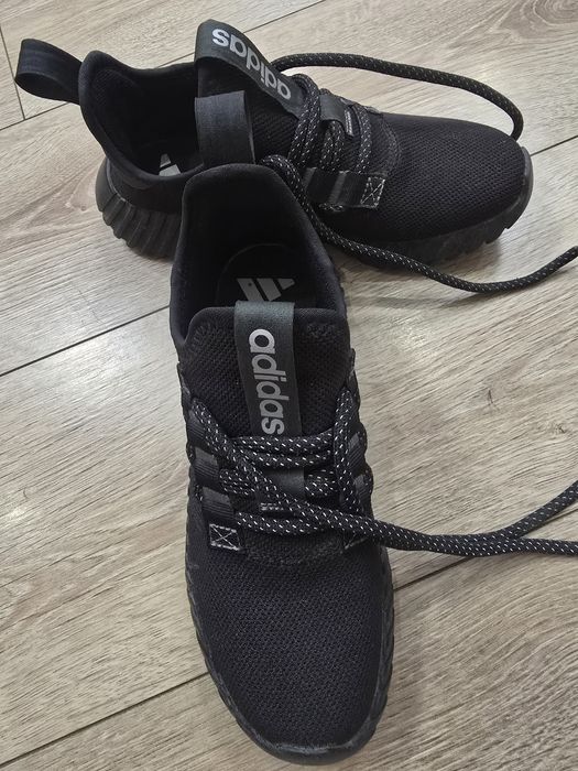 Маратонки adidas