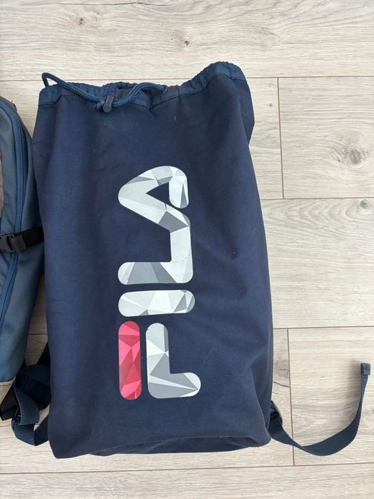 Рюкзак Fila и Outventure
