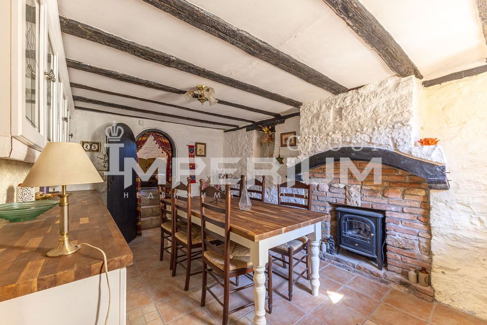 Продава се Къща в с. Изгрев, Област Варна - 220 кв.м за 796 €/кв.м - Снимка #8