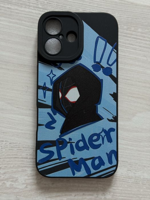 Чехол на iphone 16