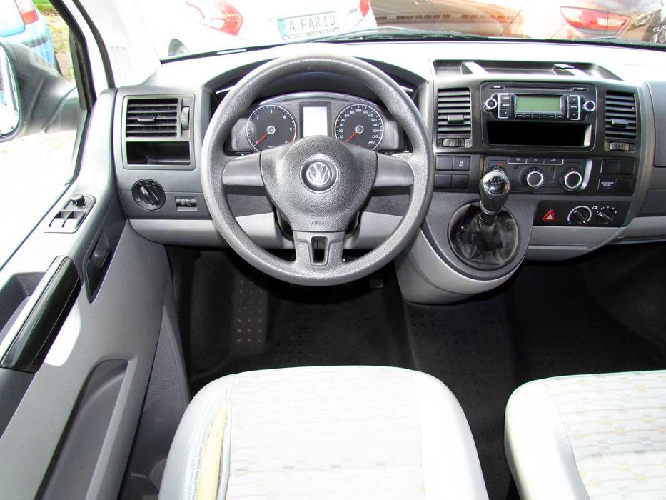 vanzare vw transporter 2.0 tdi 8+1 locuri 8400 euro