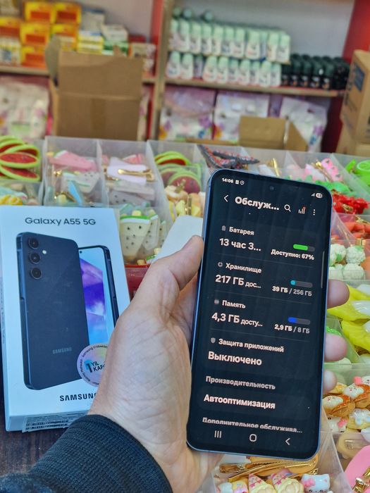 Samsung A55.  8/256GB. Umuman qrchilgan joyi yoʻq  bir odam ishlatgan