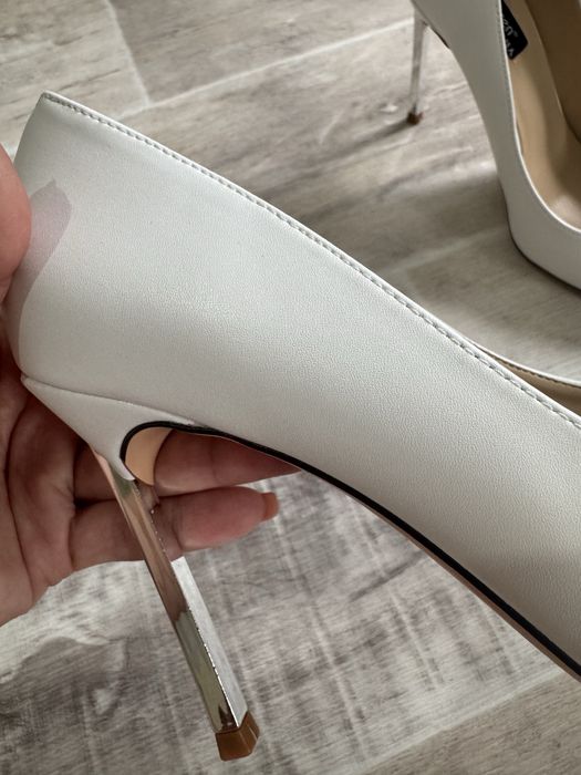 Туфли новые 39-40