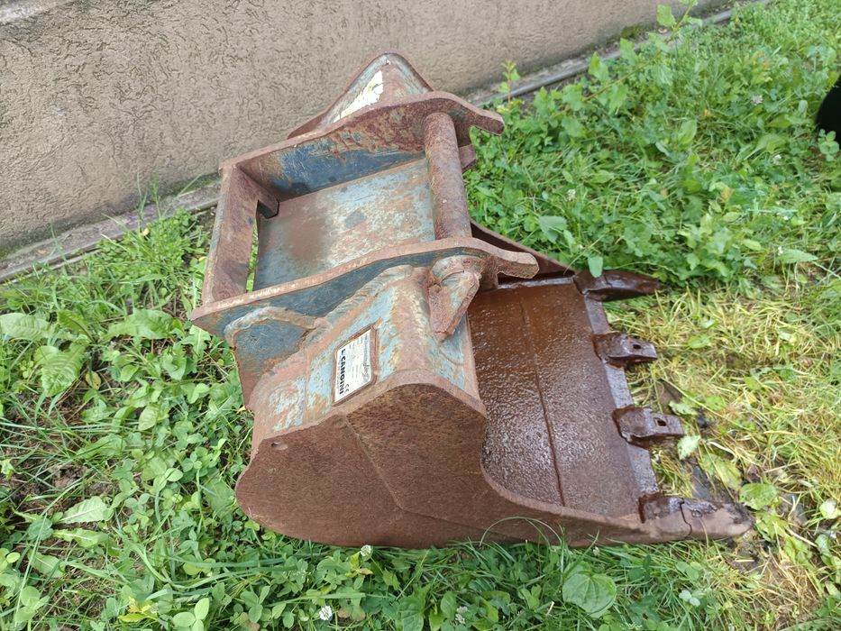 Cupa excavator 2.5t - 4t