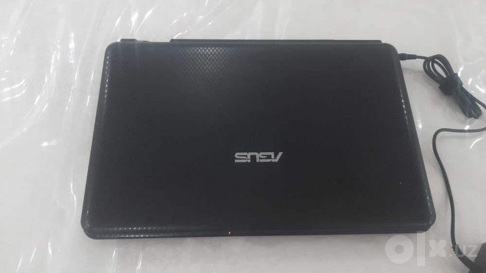 Ноутбук asus сотилади