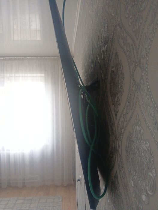 Продам телевизор Самсунг