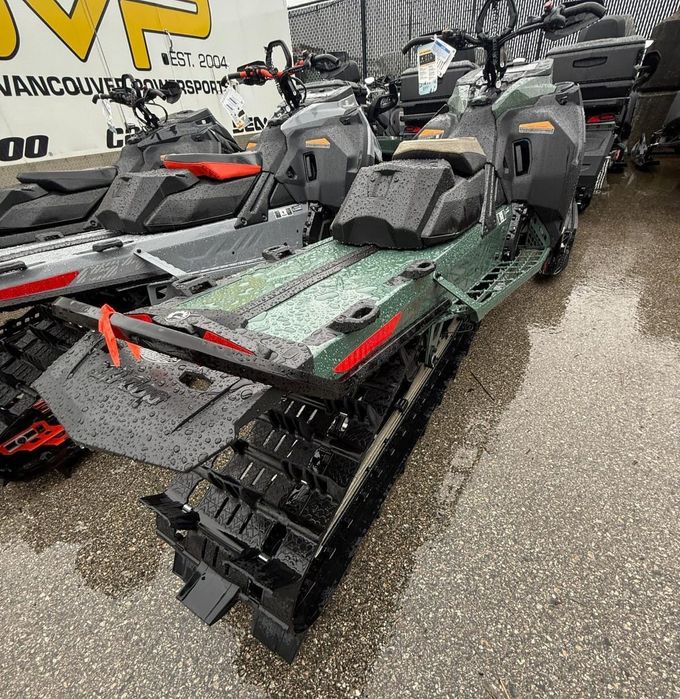 Снегоход Summit X Expert