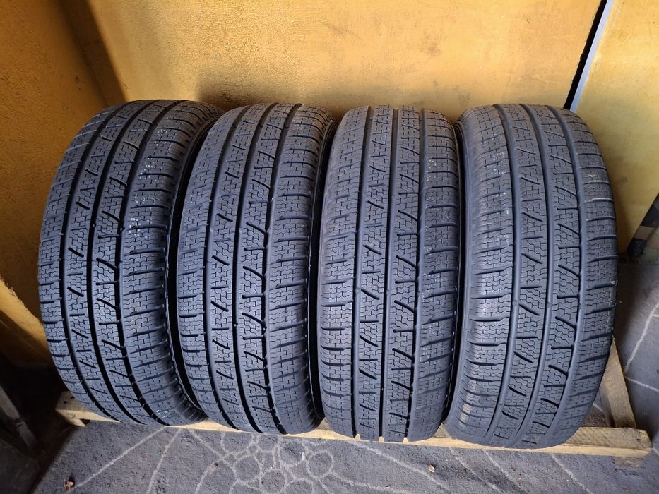 225 55 17C Pirelli DOT 2024 (2025) iarna NOI