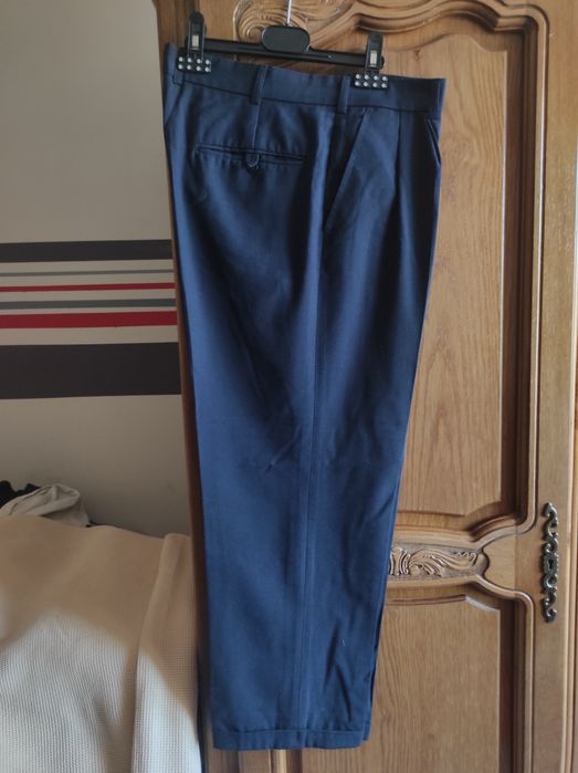 Pantaloni din stofa pentru bărbați, modele diferite, marimi diferite,
