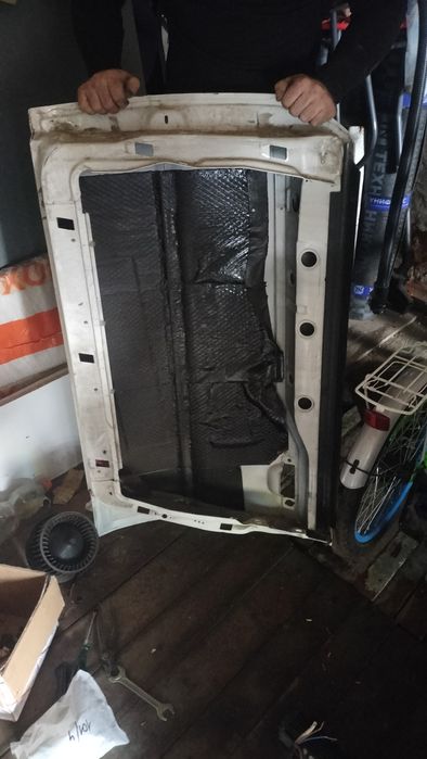 Продам дверь от Audi 80