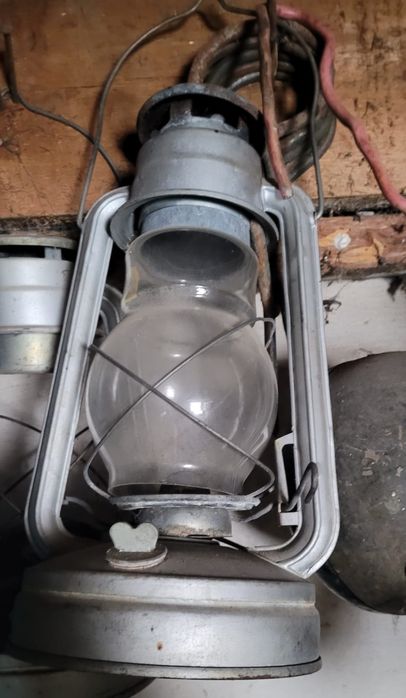 Продаются лампы керосиновые уличные и в дом