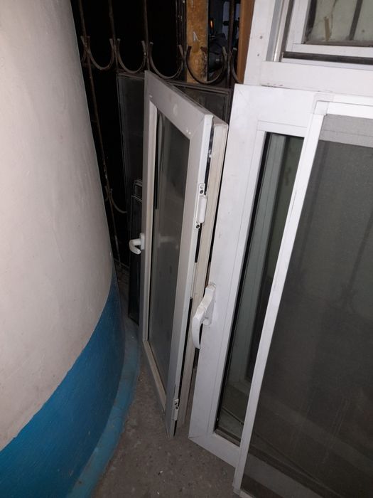 Продам пластиковые рамы