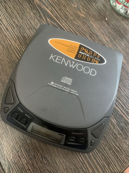 Продам дисковый плеер kenwood