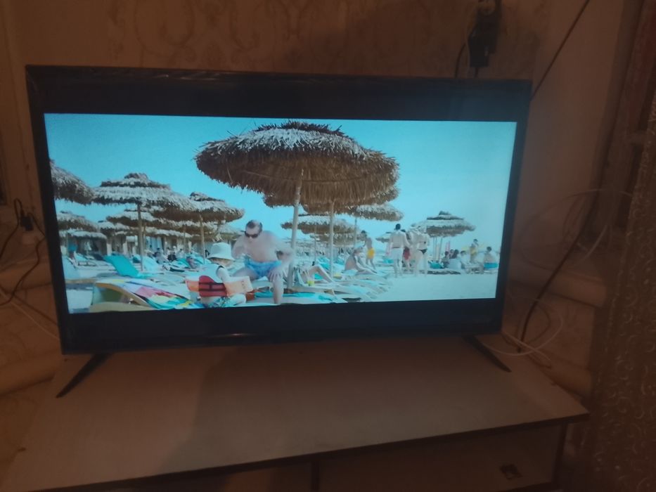 Продам телевизор