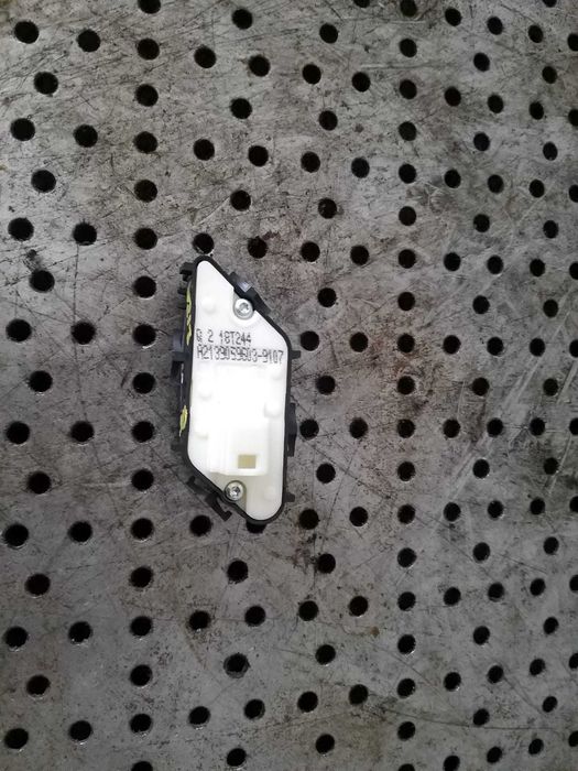 Buton blocare usi mercedes e class w213 a213 9059603