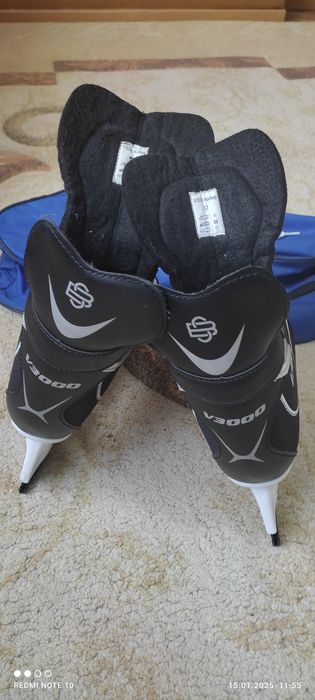 Продам почти новые коньки.