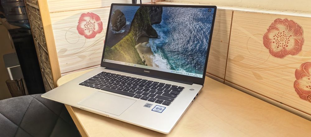Laptop Huawei D15__i3 10110U (gen 10)_8GB LPDDR4X_SSD 256GB_F Metal__