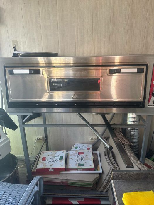 Печь для выпекания пиццы и др