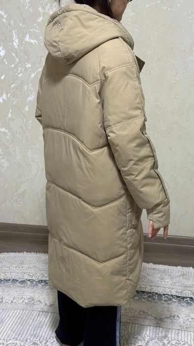 Продаётся куртка женская длинная