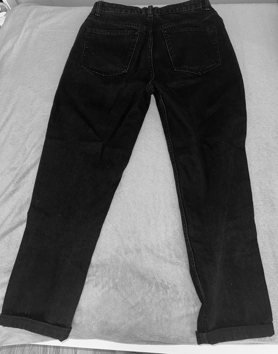 Черни дънки тип mom