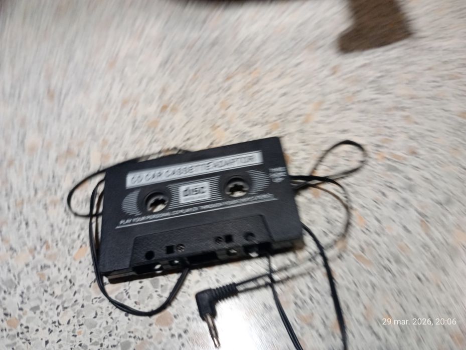 Caseta adaptoare audio