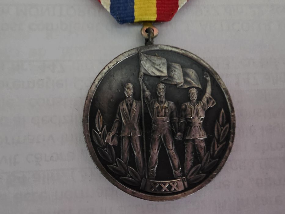 Insigna comemorativă românească veche