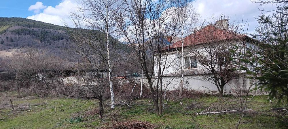 Продава се Къща в София, Младост 3 - 154 кв.м за 596 €/кв.м - Снимка #1