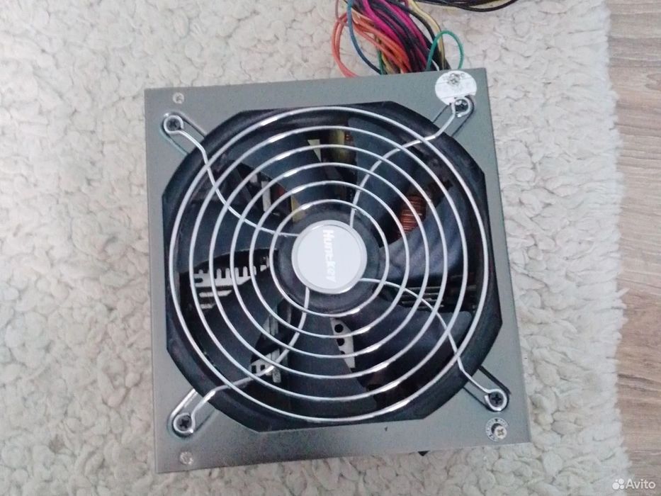 Блок питания Huntkey HK700-52PP на 700W