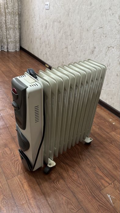 Продаеться домашняя масляная батарея с обдувом