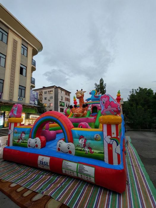 Батут надувной 5*8
Холати янгидек.
Ранги тиник учмаган умуман
Камчили