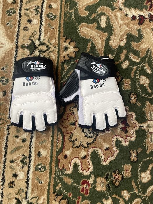 Продам форму Тхэквандо