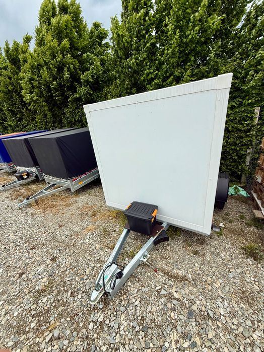 Rulotă Remorcă Frigo Nouă 750 KG