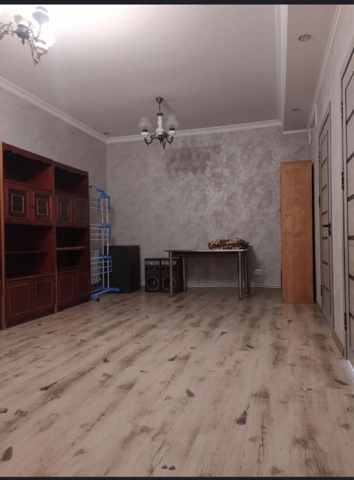 Продается дом на земле 2.7 соток Азербайджанский центр Мирабад