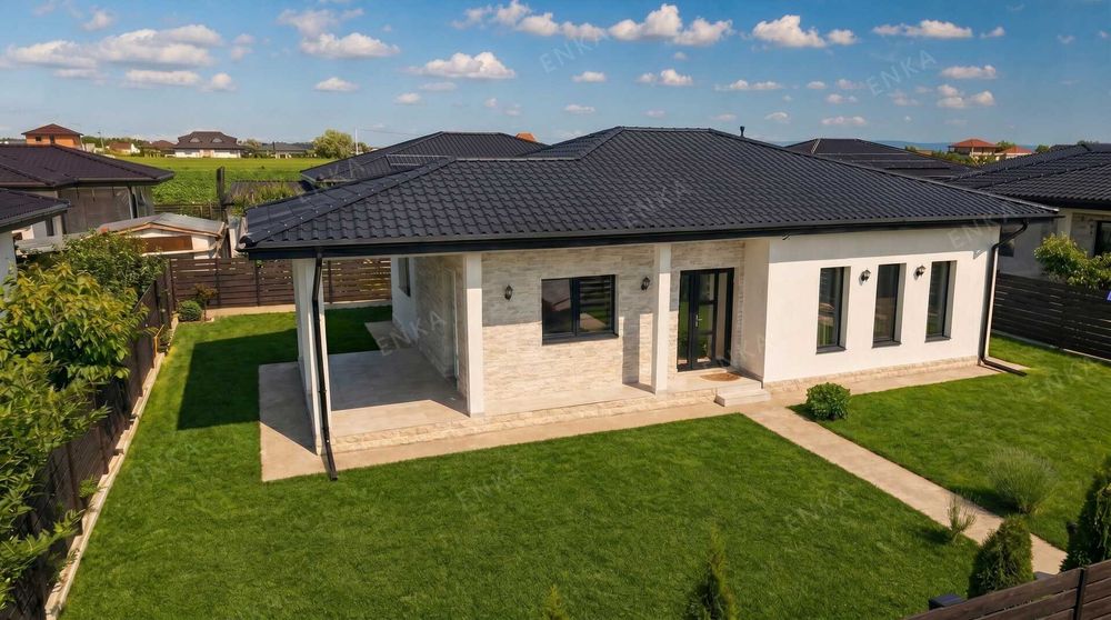 Casa 3 camere la cheie, finisaje personalizate - ENKA Miroslava