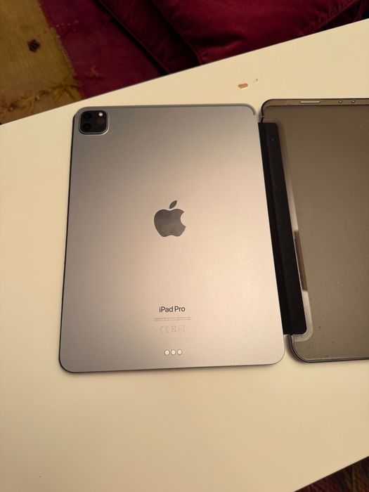 iPad Pro 11, 256gb, space gray + pencil + husa