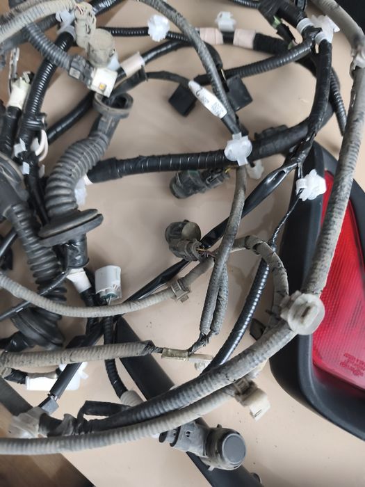 Piese Toyota CHR lunetă .sensori spate