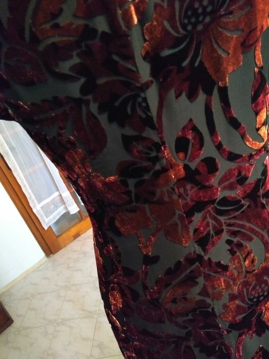 Естествена коприна - официална рокля, коприна и кадифе в черно и бордо