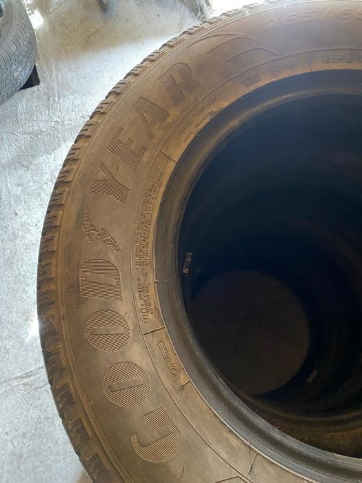 Продам летнюю резину 265/65/ R17