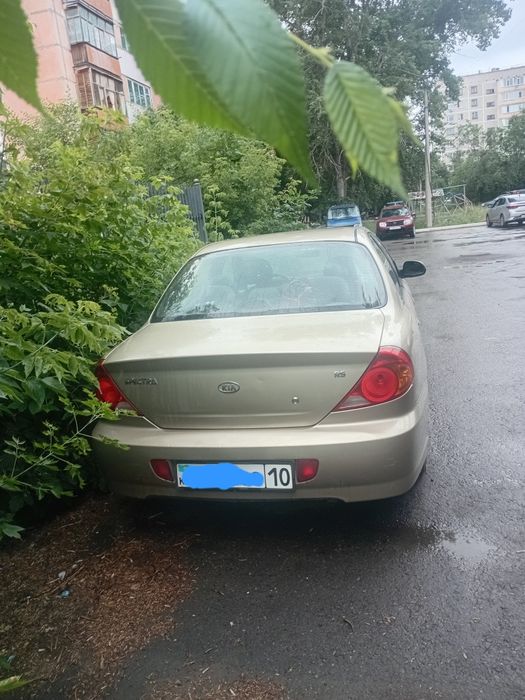 Продам машину kia specta