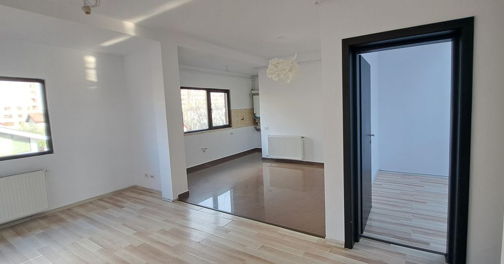 Vand apartament 2 cam. aproape de cartier Latin