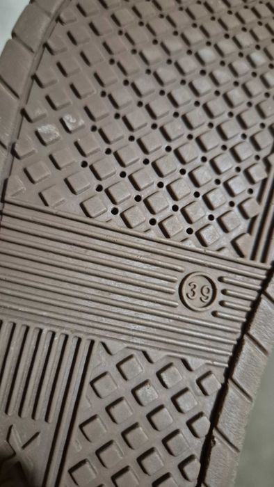 Маратонки / сникърси Geox 39 номер