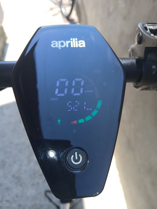 Trotinetă Electrică Aprilia, preț negociabil
