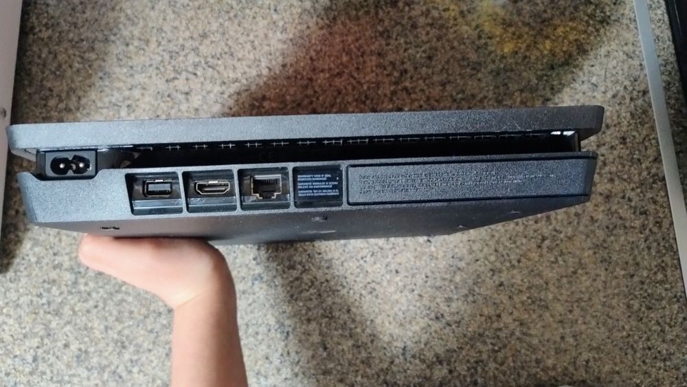 Consola PS4 slim 1TB