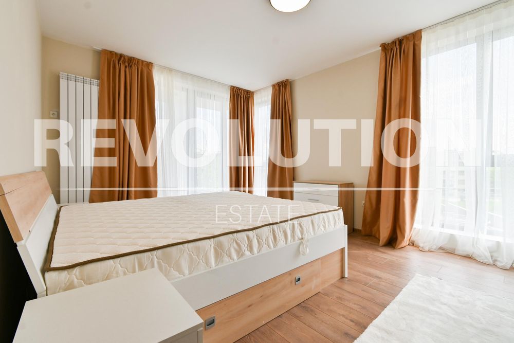 Тристаен апартамент в ж.к. Драгалевци.