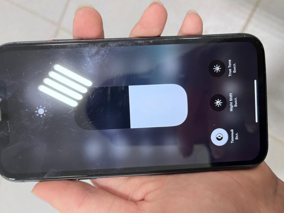 Продам iPhone 11