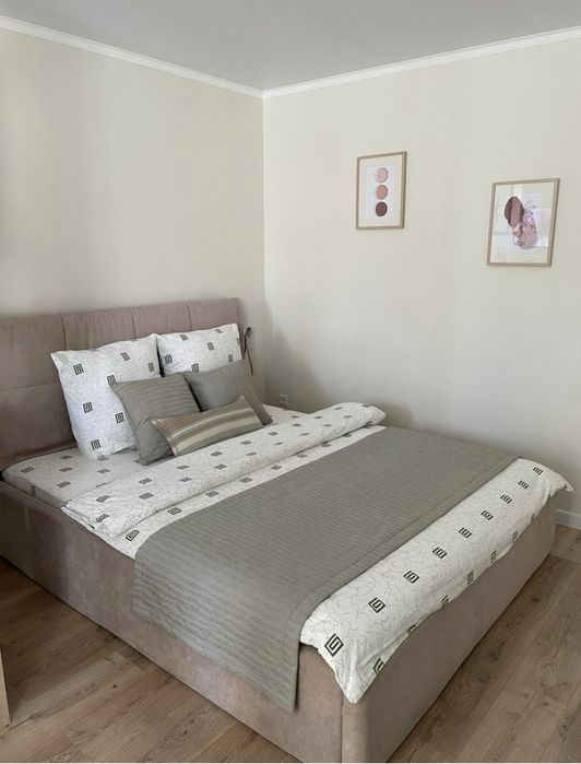 Уютная квартира по Металлургов по часам